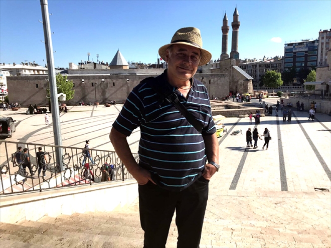 40 YILDA 6 KITADA  100 ÜLKE GEZDİ