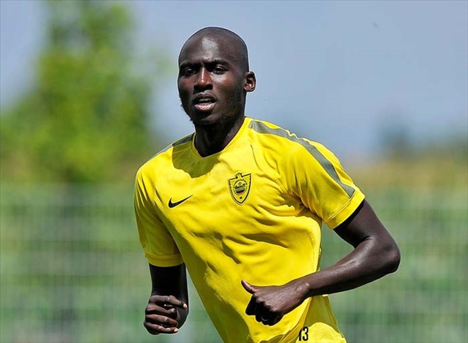 SİVASSPOR, CEDRİC´E TEKLİFTE BULUNACAK