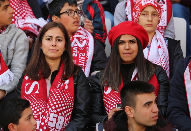 SİVASSPOR´DAN ÖRNEK DAVRANIŞ