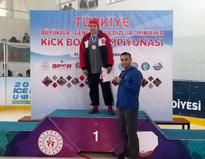 SİVASLI SPORCU, TÜRKİYE ŞAMPİYONU