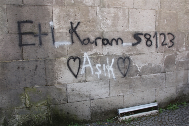 DUVARA YAZIYA 320 LİRA CEZA - video