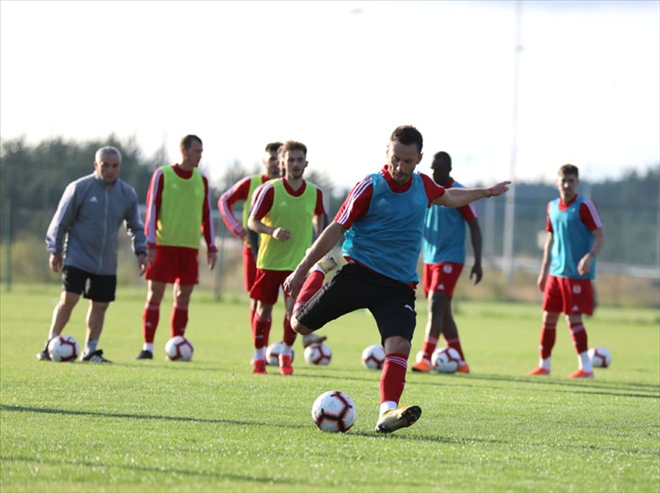 SİVASSPOR ŞUT ÇALIŞTI - video