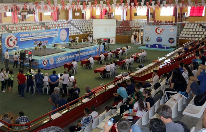 ŞAMPİYONALAR TAMAMLANDI