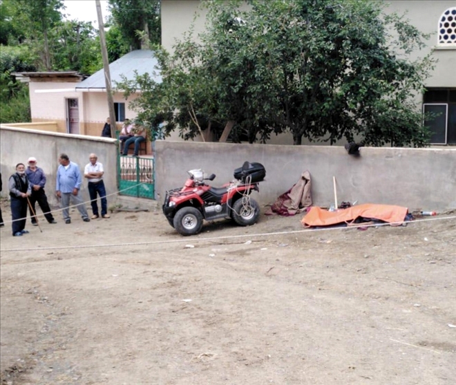 ATV, CAMİ BAHÇESİNİN DUVARINA ÇARPTI: 1 ÖLÜ, 1 YARALI