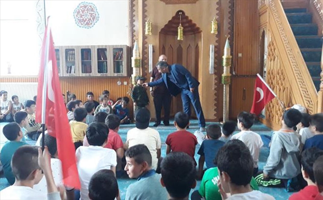 KUR´AN KURSUNDA 15 TEMMUZ ANLATILDI