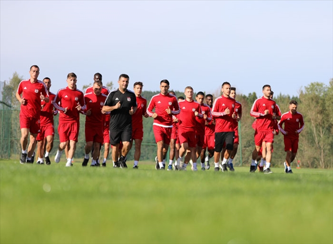 14 GÜNLÜK KAMPTA 23 ANTRENMAN - video