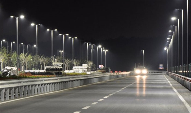 GÜNDÜZLERİ DE YANAR OLACAK