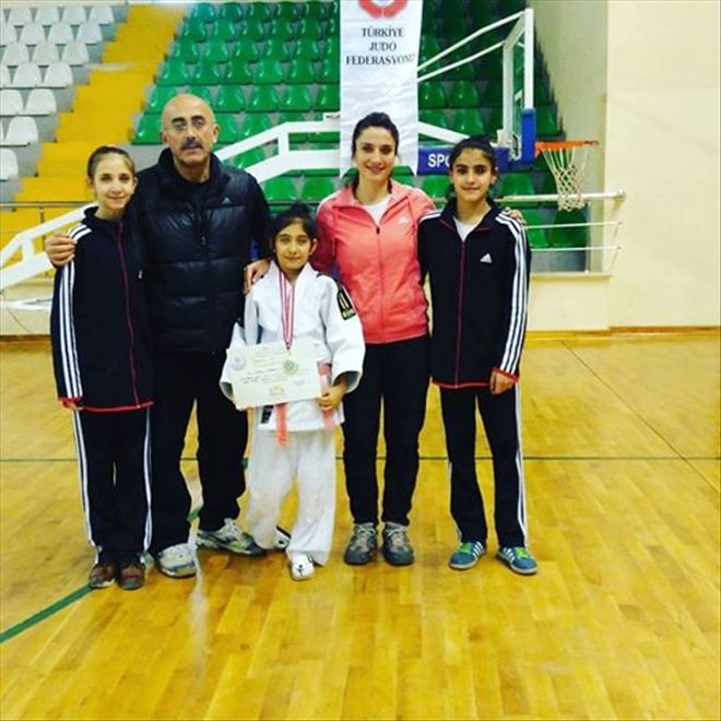 YILDIZLARDA ŞAMPİYONLUK