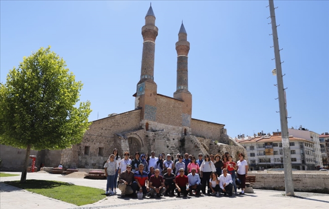 38 YIL SONRA BULUŞTULAR