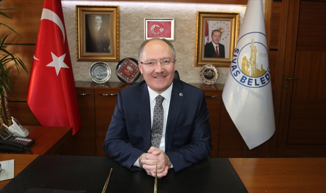 KURBANA ERİŞMENİN SEVİNCİNİ YAŞIYORUZ