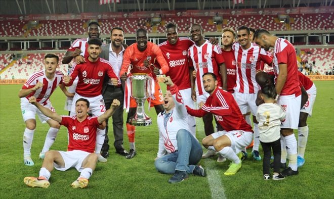 KUPA SİVASSPOR´UN