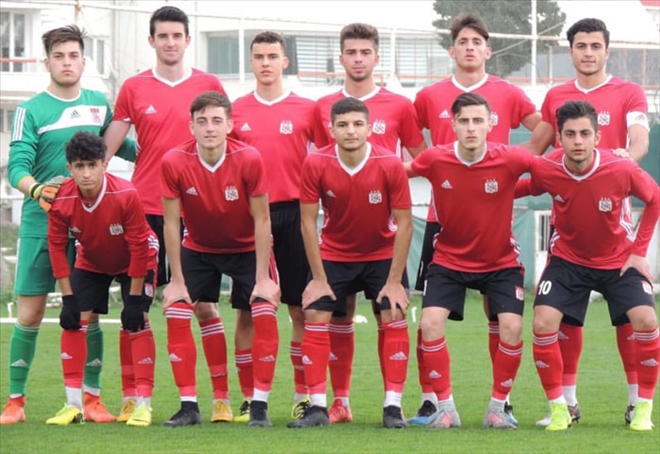 YİĞİDO, KARTAL´A 2-0 YENİLDİ