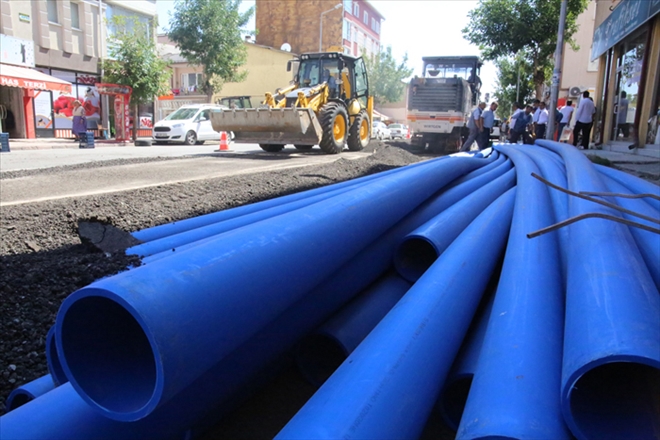 ALİBABA CADDESİNDE HUMMALI ÇALIŞMA