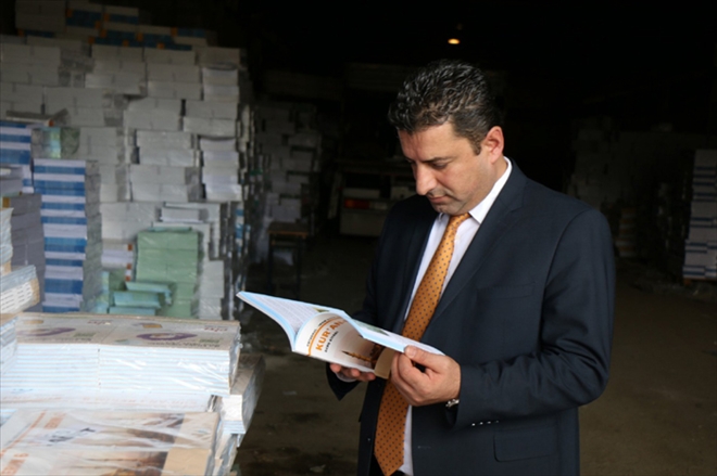 DERS KİTAPLARI DAĞITILIYOR