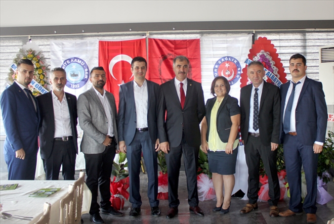 TÜRK SAĞLIK-SEN´DE OLAĞANÜSTÜ KONGRE