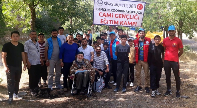 MÜFTÜLÜKTEN GENÇLİK KAMPI