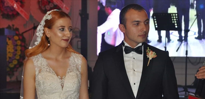 GENEL BAŞKANIN GELİN MUTLULUĞU