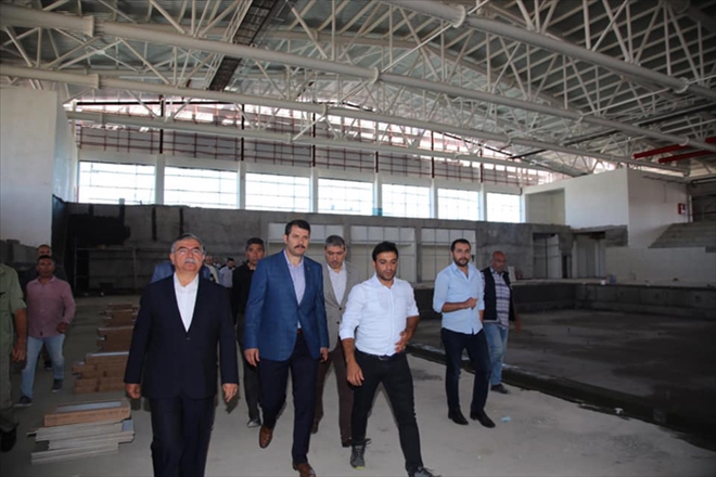 HAVUZU VE SPOR SALONUNU İNCELEDİLER