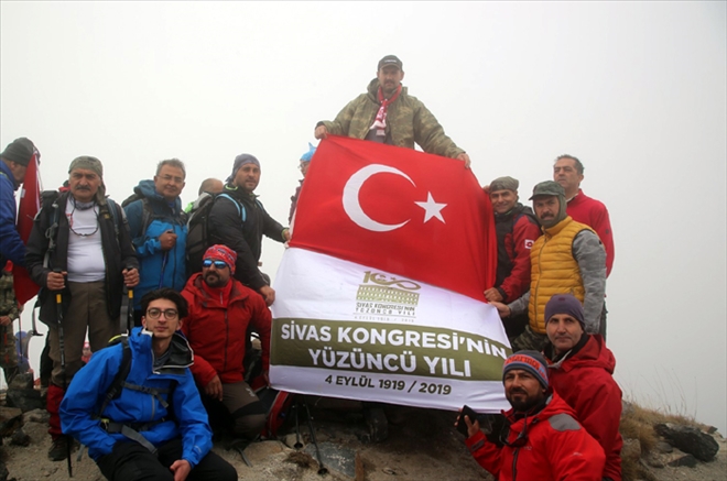 YILDIZ DAĞI´NA TIRMANDILAR