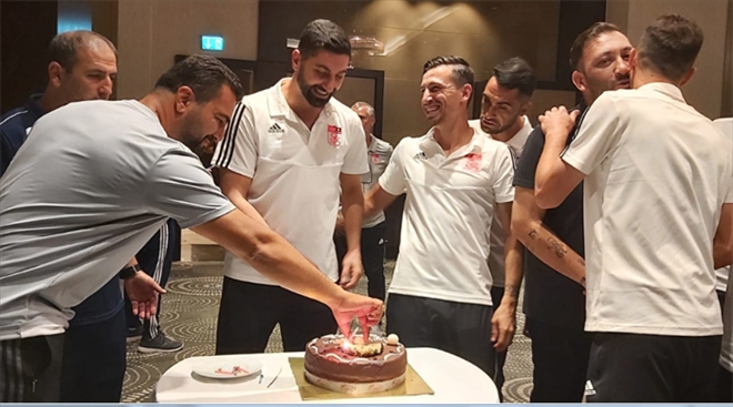 KALECİ MUAMMER´E DOĞUM GÜNÜ SÜRPRİZİ