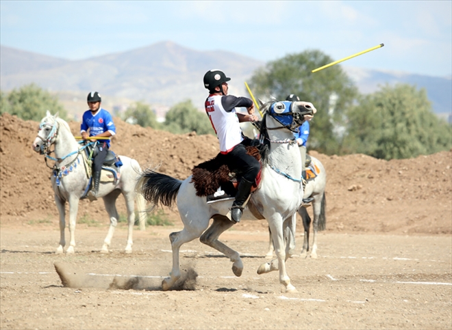 CİRİT MAÇLARI MUHTEŞEMDİ