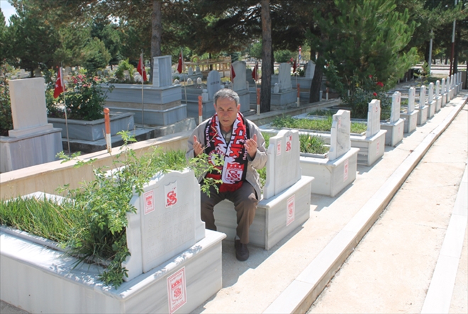 ÇOLAK SELO TARAFTARLARI UNUTMADI