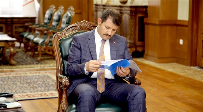 OKUL MÜDÜRLERİ MERCEK ALTINDA