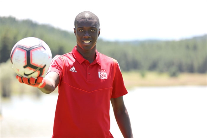 SAMASSA, HAFTANIN KALECİSİ SEÇİLDİ