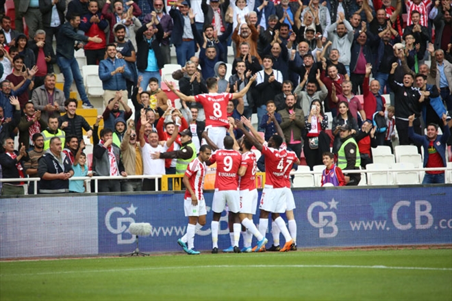 SİVASSPOR 12 KEZ GOL SEVİNCİ YAŞADI
