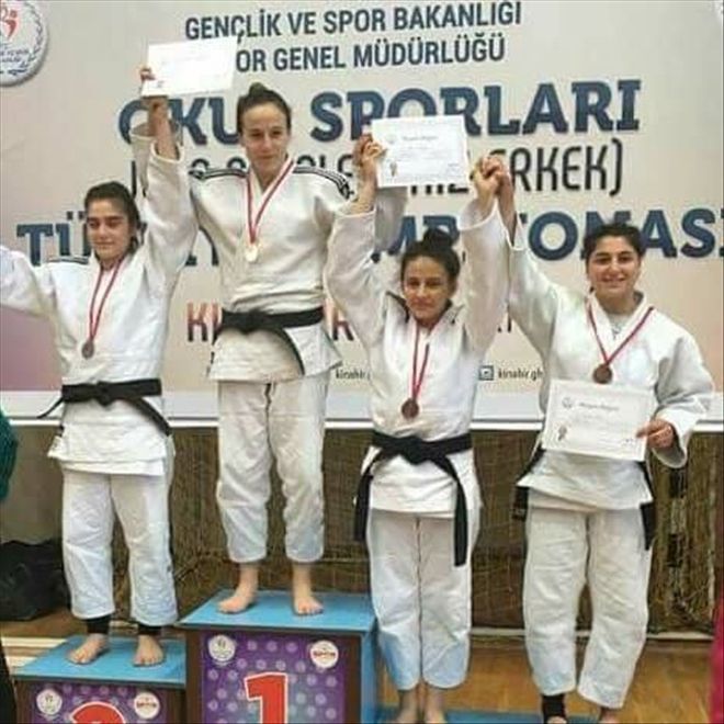 ALMALI, TÜRKİYE 3´NCÜSÜ OLDU