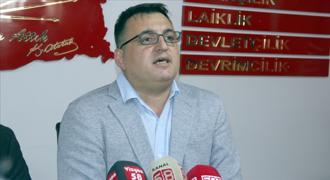 CHP´DE İKİ BAŞKAN GÖREVDEN ALINDI