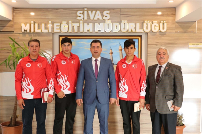 DÜNYA ŞAMPİYONU SPORCULARDAN SAVAŞÇI´YA ZİYARET