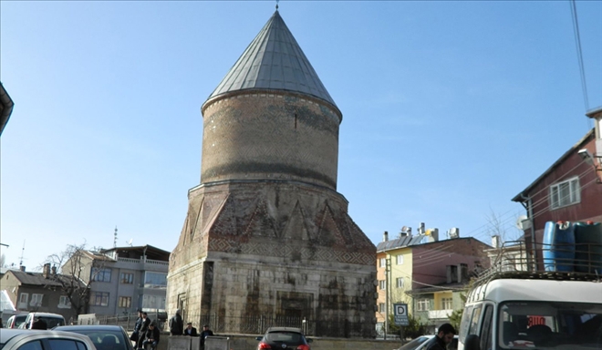 GÜDÜK MİNARE´DE RESTORASYON HAZIRLIĞI