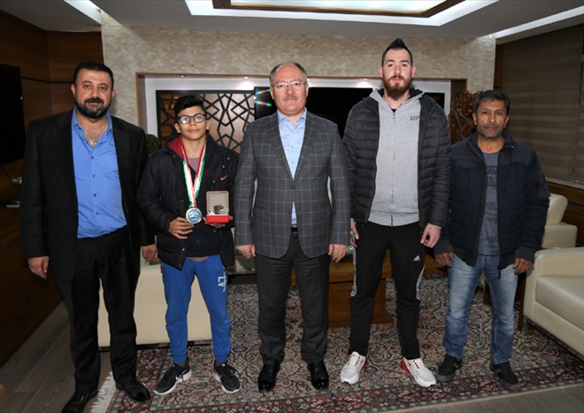 ?ALPEREN BİZLERİ GURURLANDIRDI?