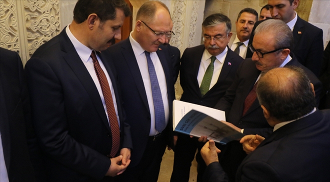 MECLİS BAŞKANI GÖK MEDRESE´Yİ GEZDİ