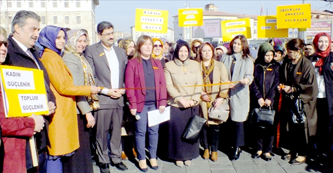 KADINA ŞİDDETE ?DUR´ DEDİLER