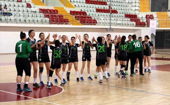 HENTBOLCULAR, POLATLI´YA MAĞLUP OLDU