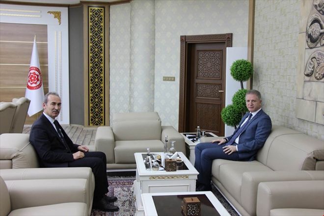 VALİ GÜL´DEN REKTÖRE ZİYARET