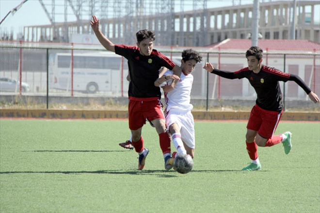 ALT YAPI TAKIMLARI AYRI DEPLASMANLARDA