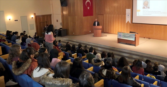 ÜNİVERSİTE´DE AR-GE SÖYLEŞİSİ