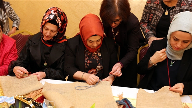 TEZGAHSIZ HALI DOKUYACAKLAR