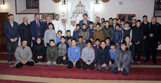 ÖĞRENCİLER SABAH NAMAZINDA BULUŞTU