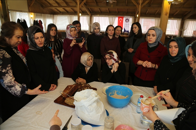 DOĞAL ÜRÜNLER ÜRETEREK EKONOMİYE KATKI SAĞLAYACAKLAR