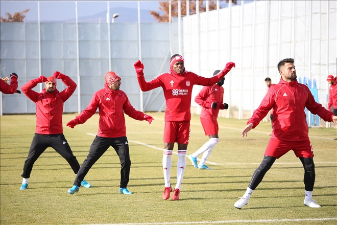 LİDER SİVASSPOR´DA, EROK HAZIRLIKLARI BAŞLADI (VİDEOLU)