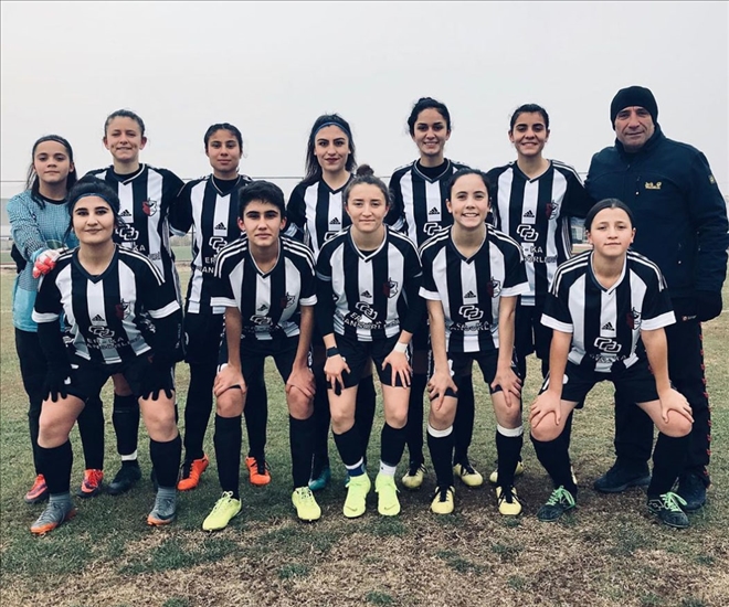 GAZİ LİSESİ GALİBİYETLE ODAKLANDI