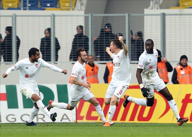 YİĞİDOLAR YIKILMADI