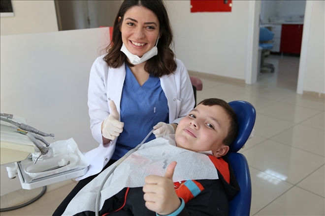 ENGELLİ ÖĞRENCİLERE DİŞ SAĞLIĞI TARAMASI YAPILDI (VİDEO)