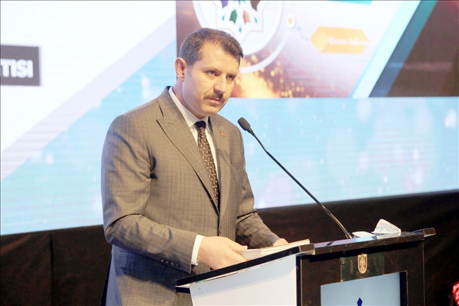 VALİ AYHAN:"SPOR BİZİM İÇİN VAZGEÇİLMEZ"