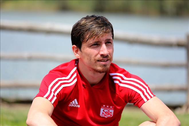 MERT HAKAN, BEŞİKTAŞ MAÇINDA YOK