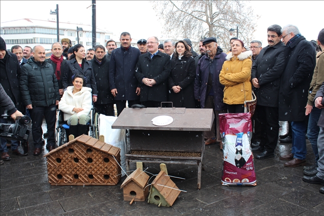 YÜKÜMLÜLERDEN KUŞLARA SICAK YUVA